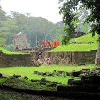 The people working– and LIVING– in and around Angkor Wat