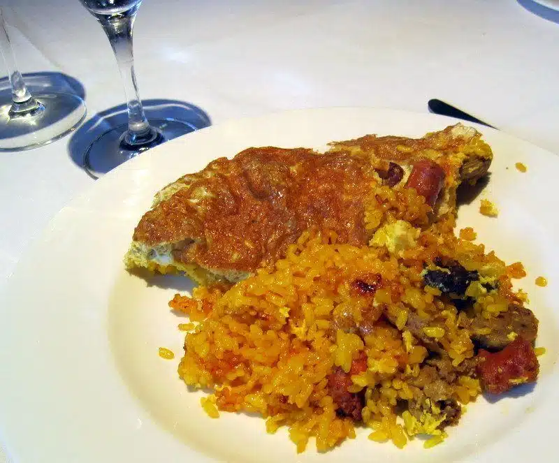 An Elche specialty: Rice with egg!