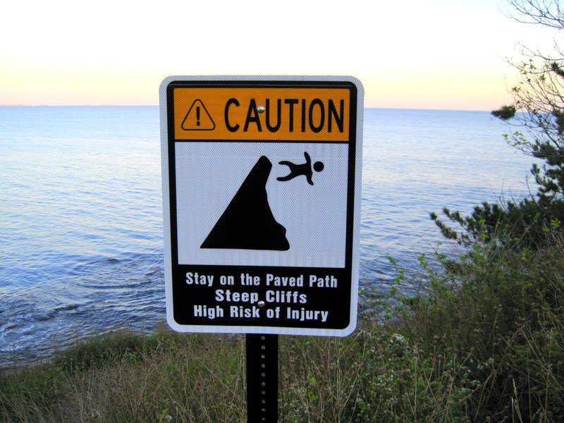 Don't fall off the cliff in Newport's Cliff Walk!