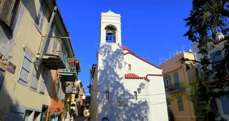 See churches and historic houses as you wander the Nafplion's streets.