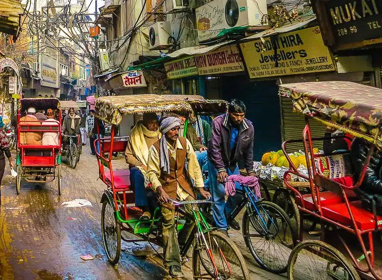 The transportation and fashion of Old Delhi differ so much from Boston!