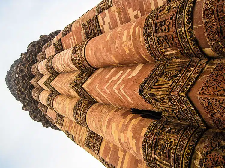 A dizzying look up the minaret. 