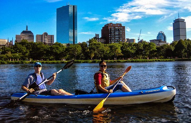 Kayaking with friends in Boston is heaven!