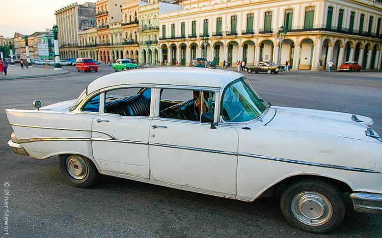 This Cuba car exemplifies "fabulous."