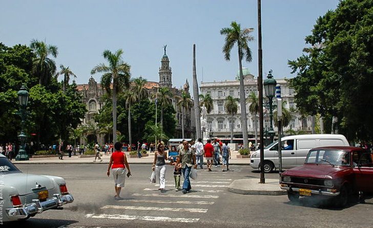 A central Havana street scene.