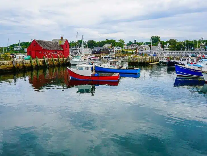 Mmm... Rockport boat scenes are pretty.
