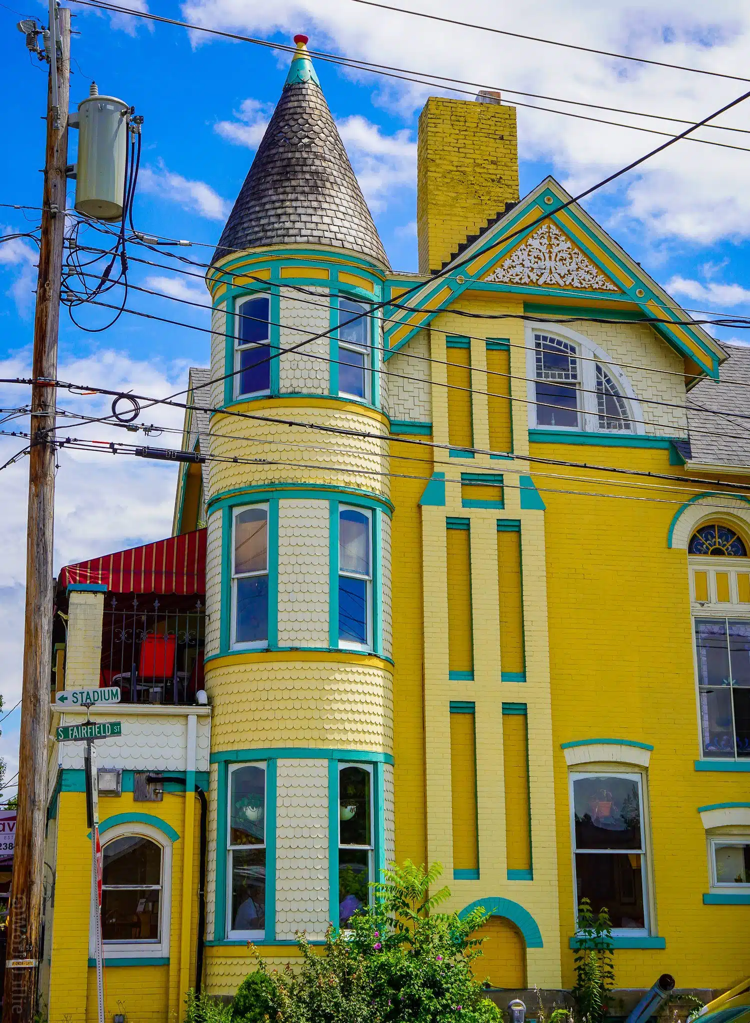 Ligonier's historic yellow building.