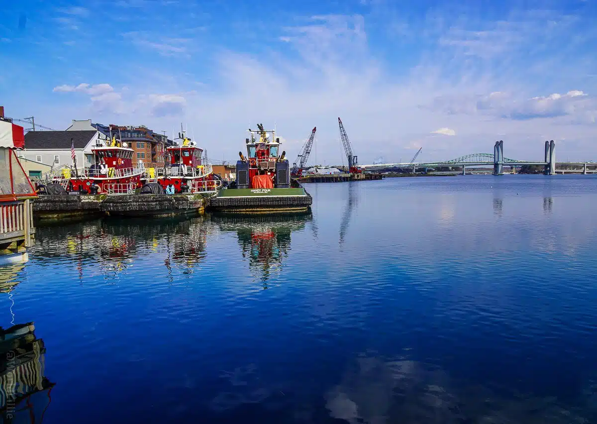 The Portsmouth, NH harbor was quiet in the morning.