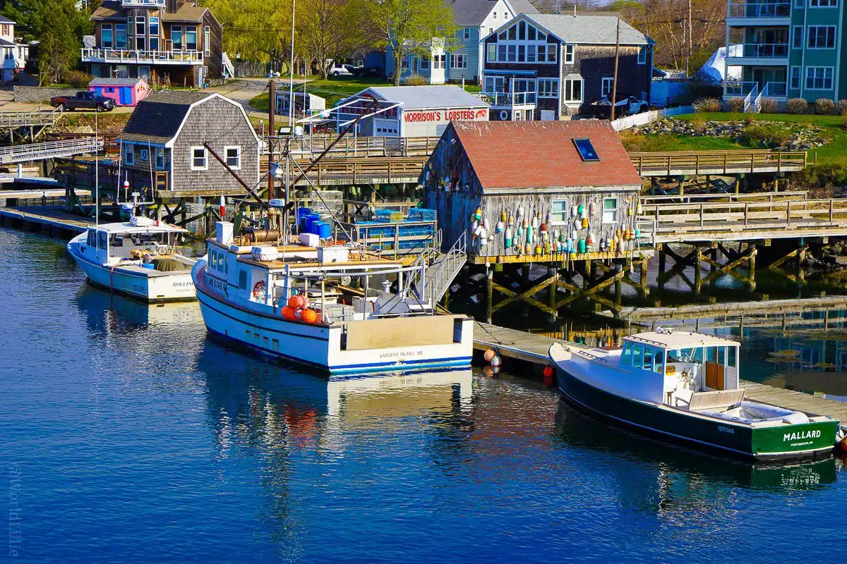View from Memorial Bridge on the way to Kittery: house covered with buoys.