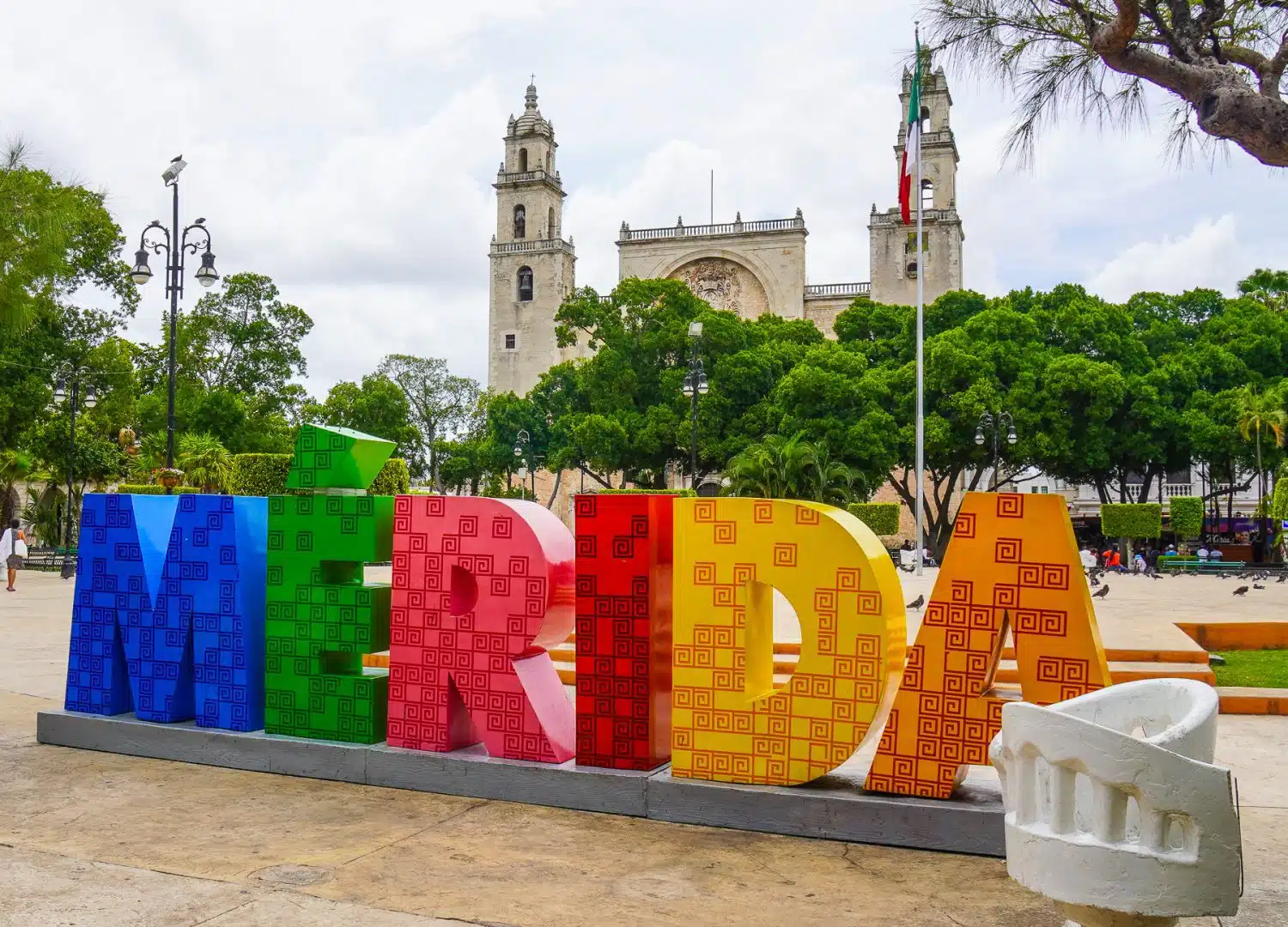 The Merida sign in the Plaza Grande.