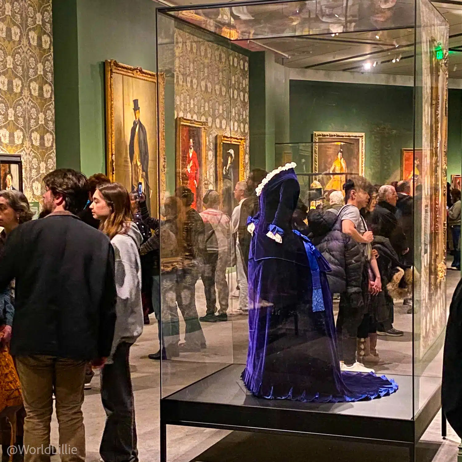 The "Fashioned by Sargent" exhibit was packed!
