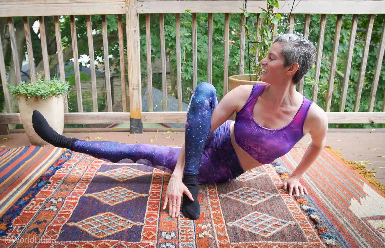 Elise does this move a surprising amount in "Barre Blend."