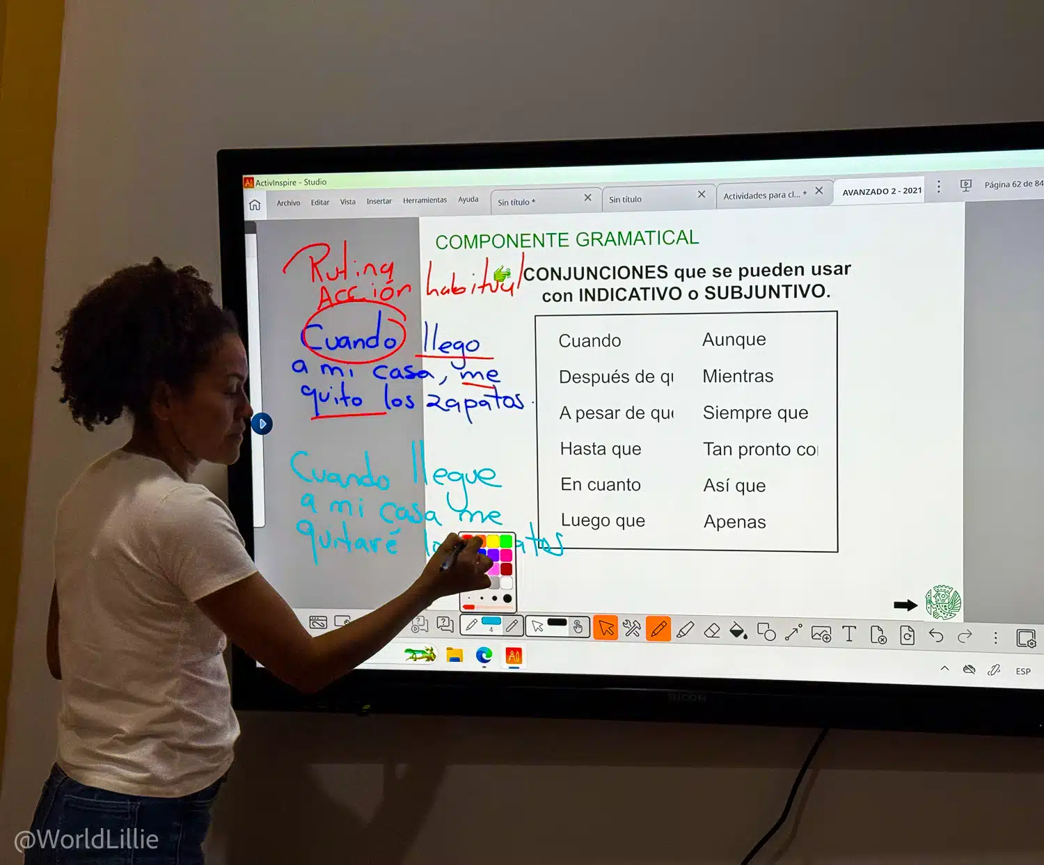 Intercultura's classrooms have useful Smartboards, as well as AC.